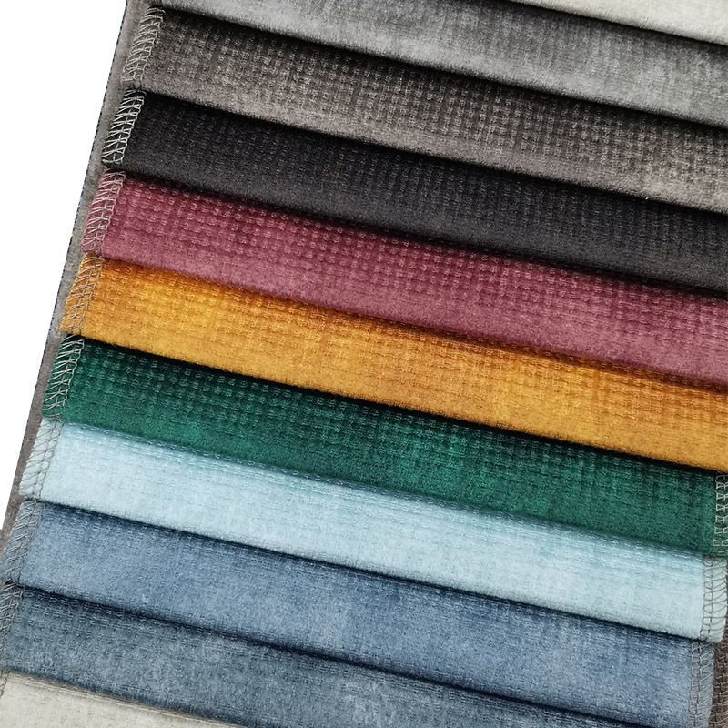¿En qué aplicaciones se utiliza habitualmente Holland Velvet Fabric?